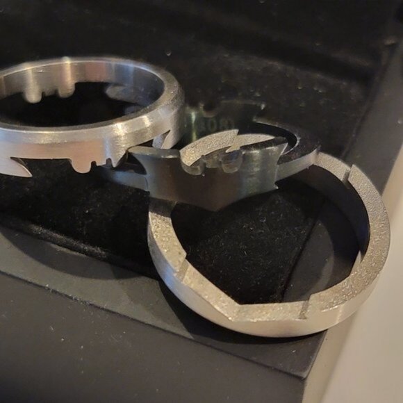 BATMAN Dark Knight Stainless Steel Puzzle Ring Size 8 - Picture 11 of 15